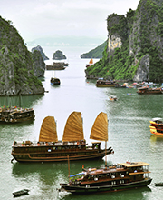 Vue sur la Baie d'Halong